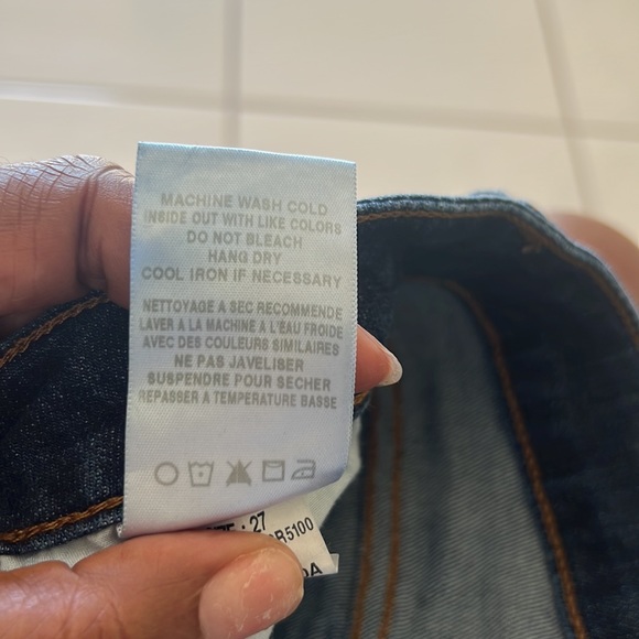 Beautiful gentle worn jeans - Picture 7 of 9